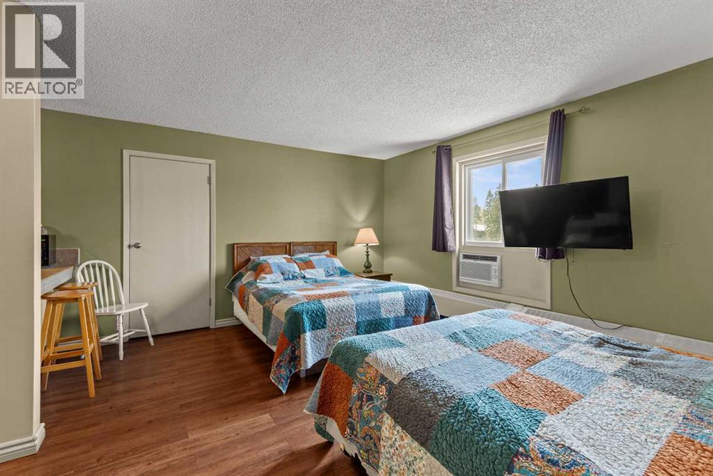 110 1 Avenue North - Photo 31