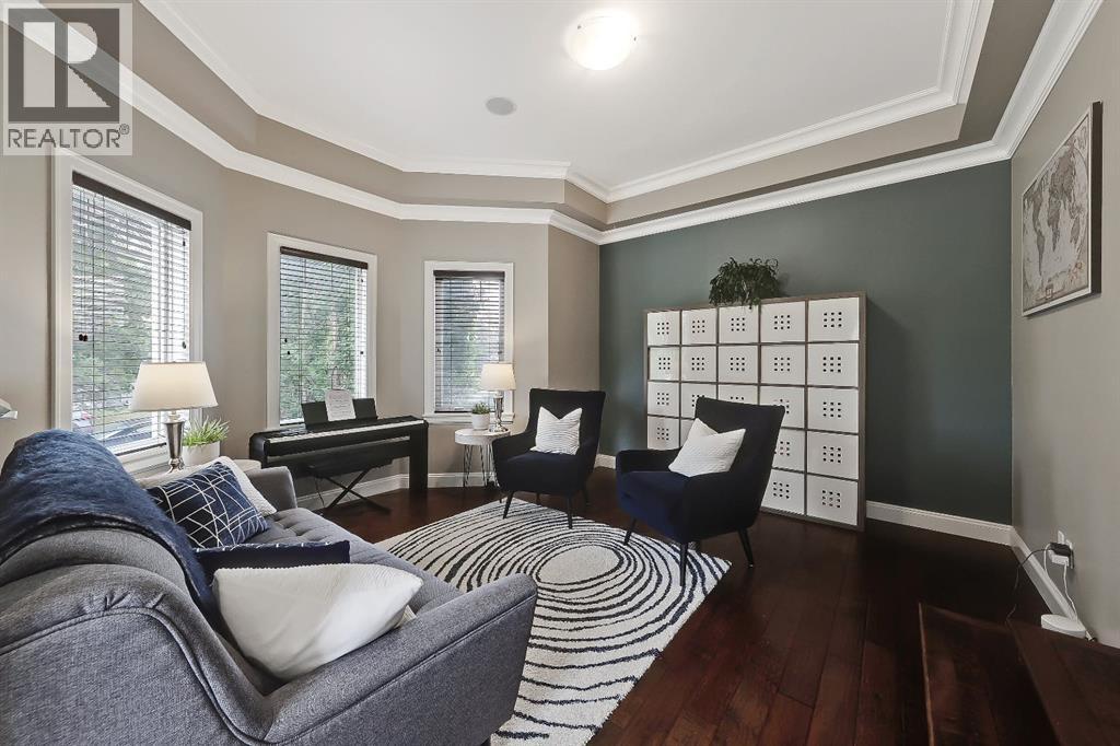 2639 27 Street Southwest