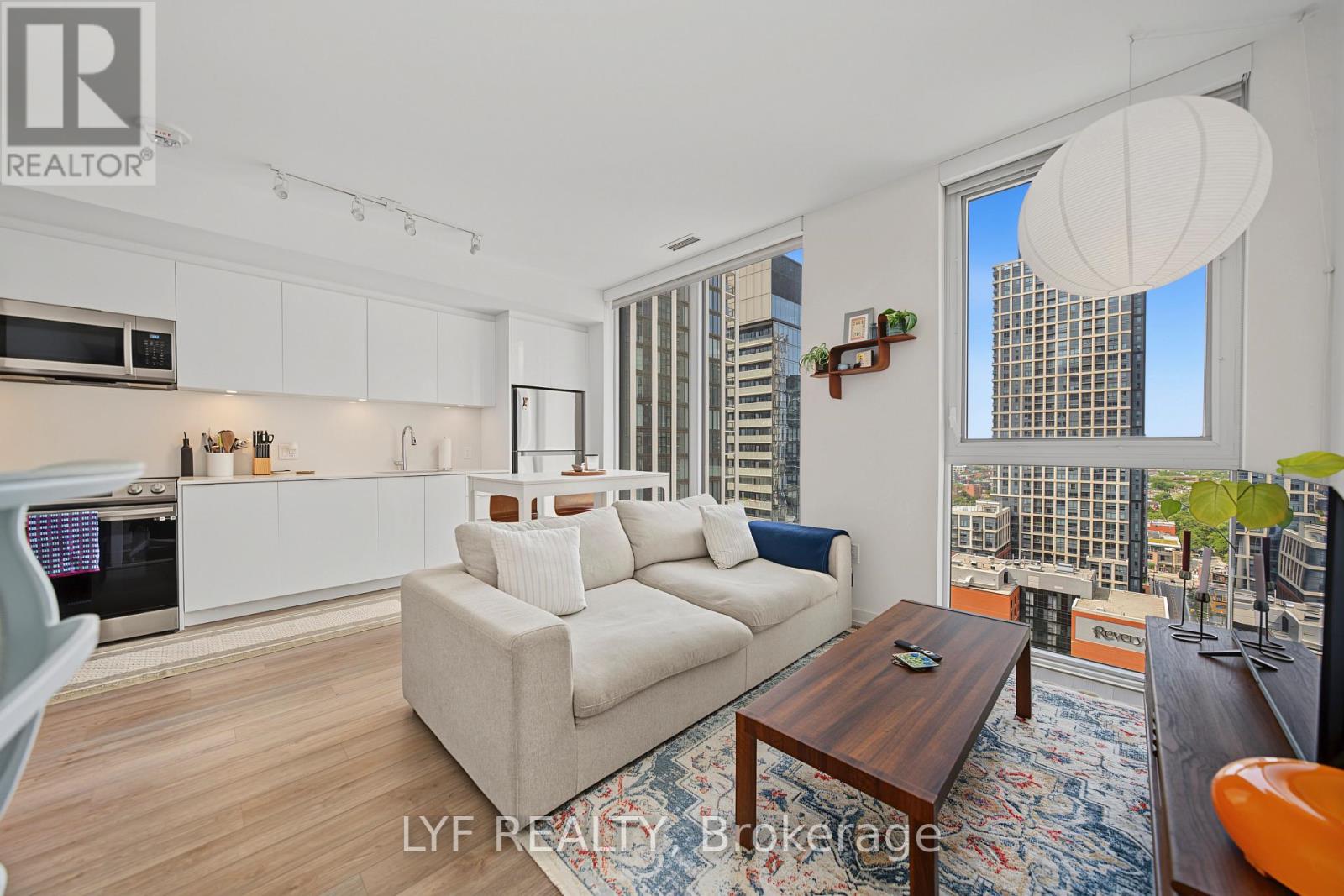 #2403 357 KING STREET W - 15