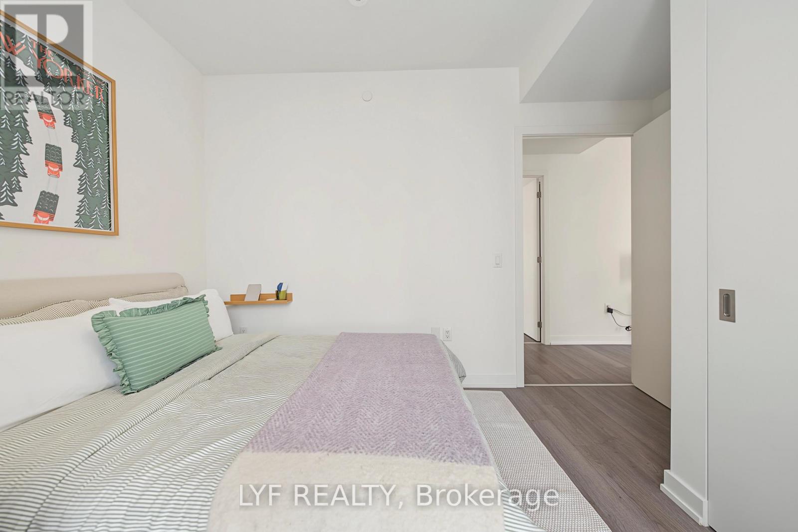 #2403 357 KING STREET W - 22