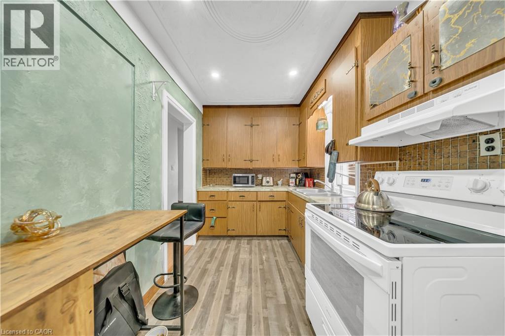 478 GREENFIELD Avenue - 10