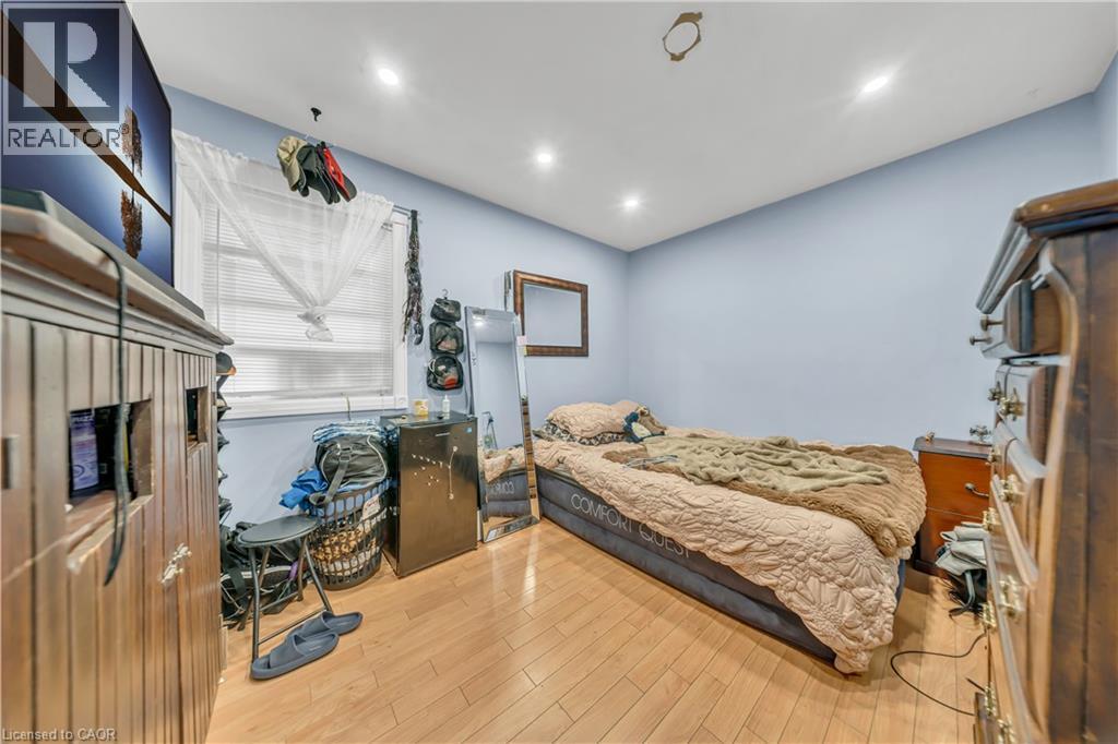 478 GREENFIELD Avenue - Image 12