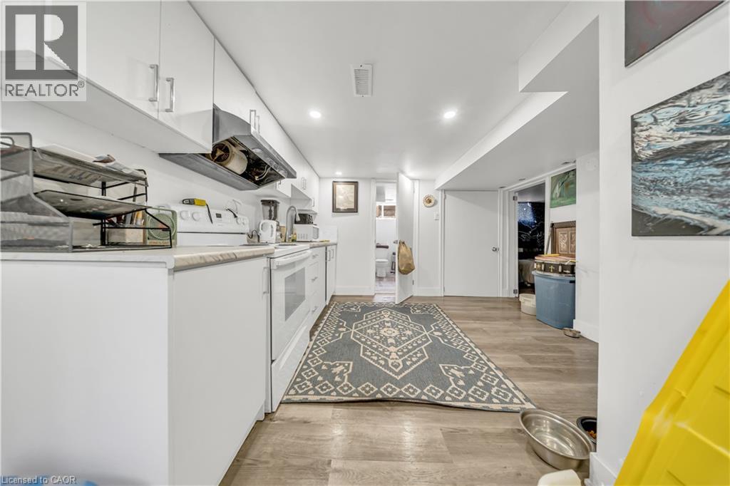 478 GREENFIELD Avenue - 22