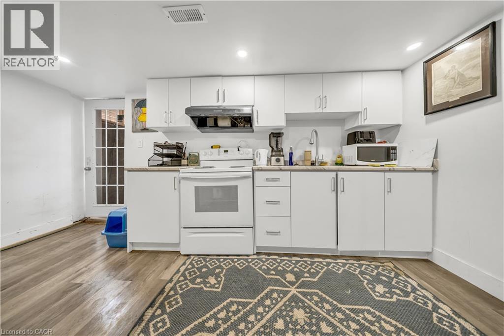 478 GREENFIELD Avenue - 23