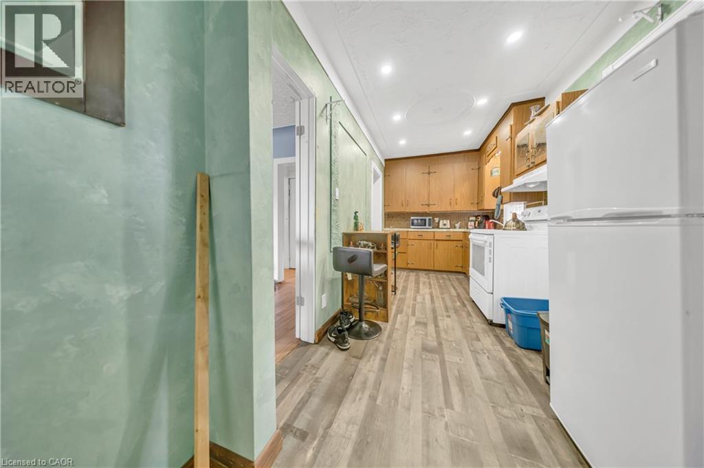 478 GREENFIELD Avenue - 4