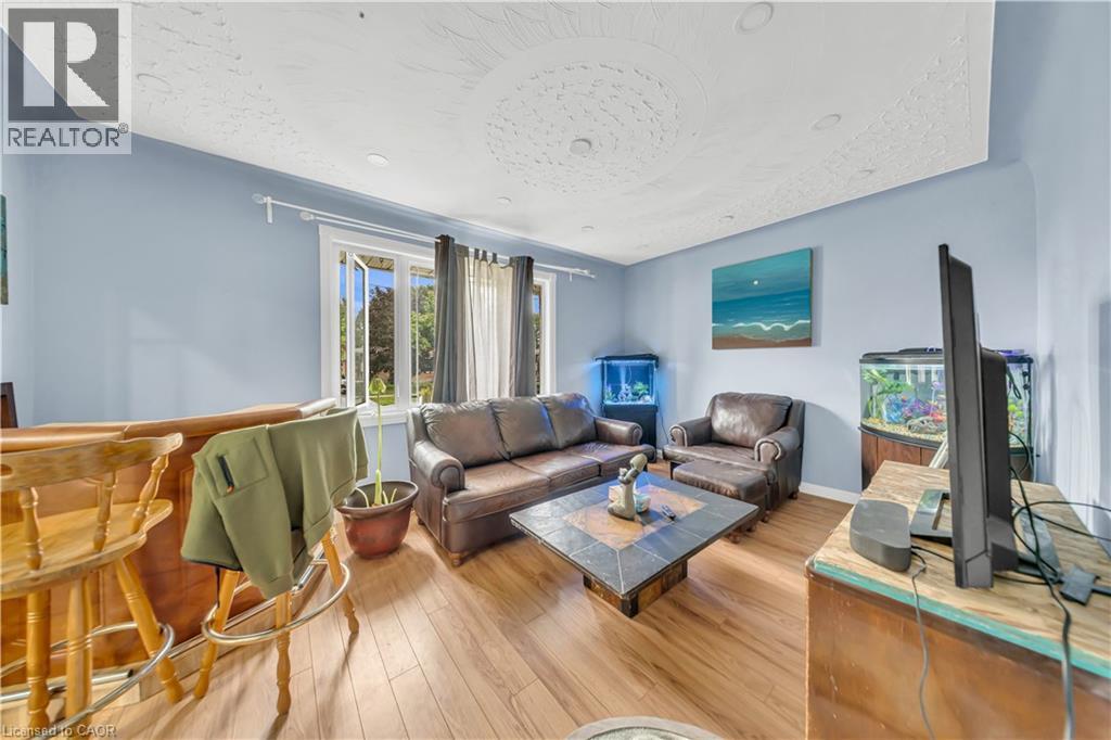 478 GREENFIELD Avenue - Image 7