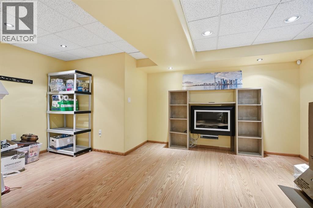 157 Cranberry Square Southeast - Photo 23