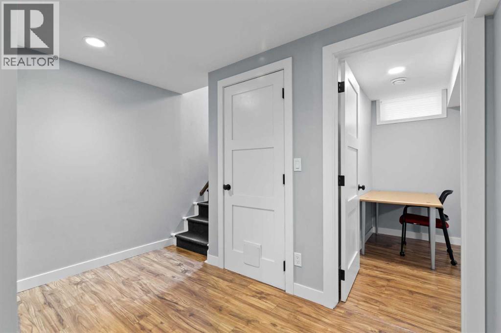 20 Mapleburn Drive SE - Image 31