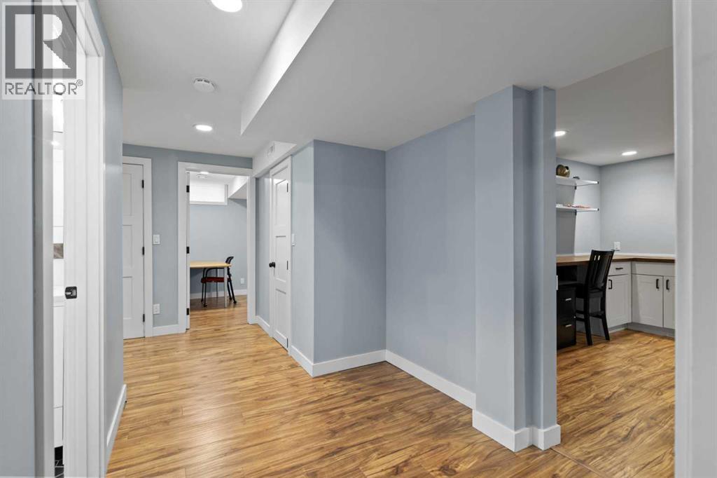 20 Mapleburn Drive SE - Image 35