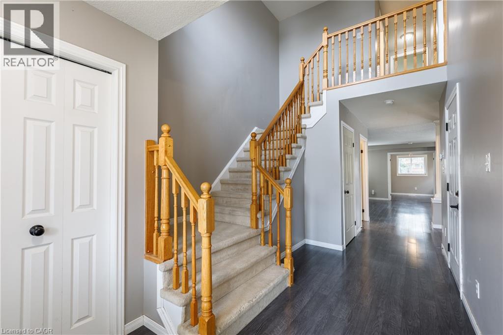 248 BRIDLEWREATH Street — photo 3