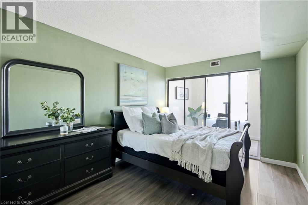 #202 25 AGNES Street - 24