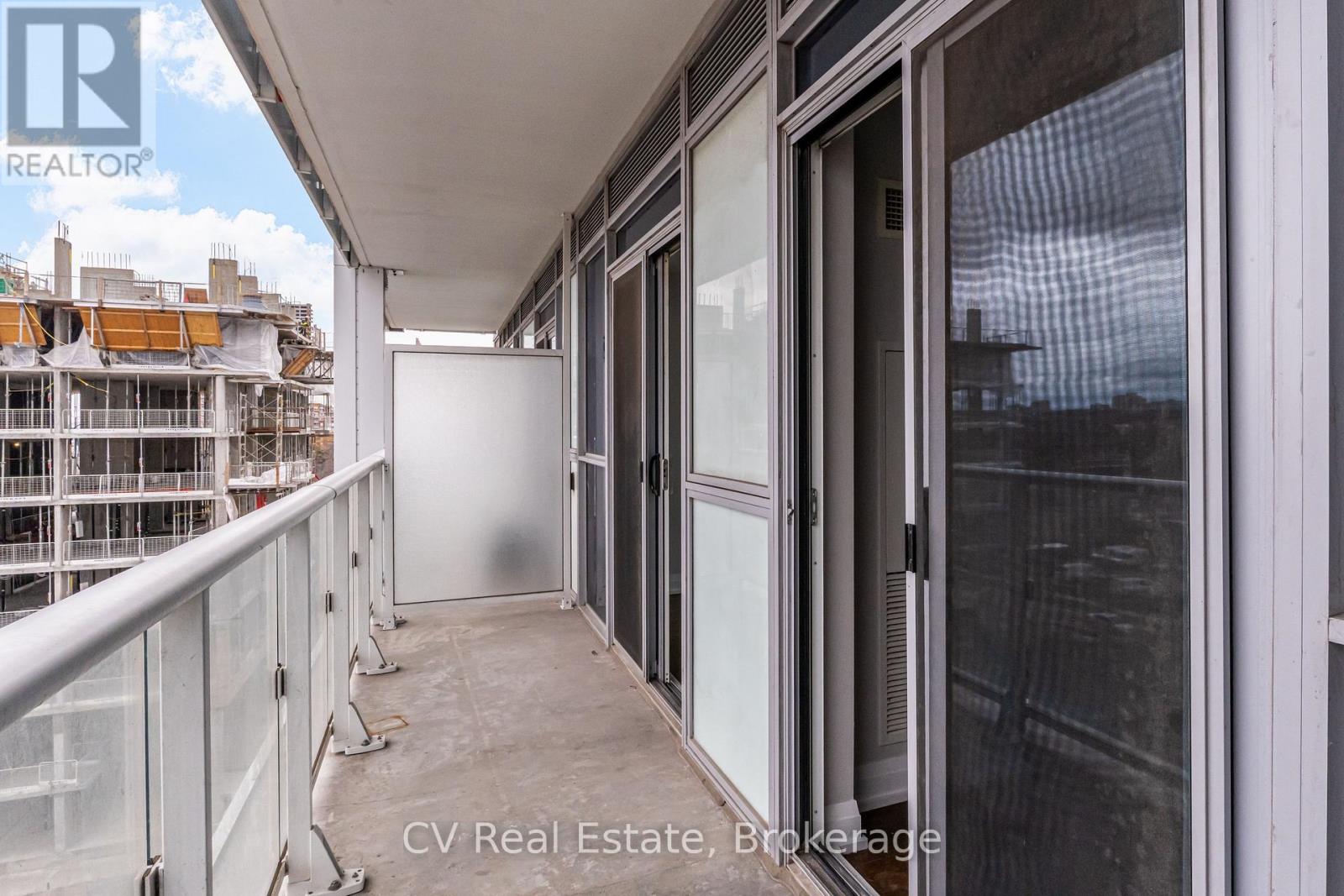 #602 65 SPEERS ROAD - 28