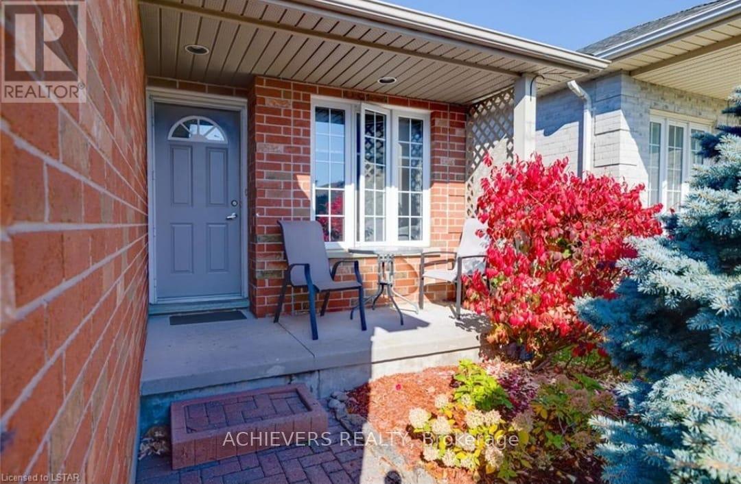 1402 BAYCLIFFE PLACE - 2