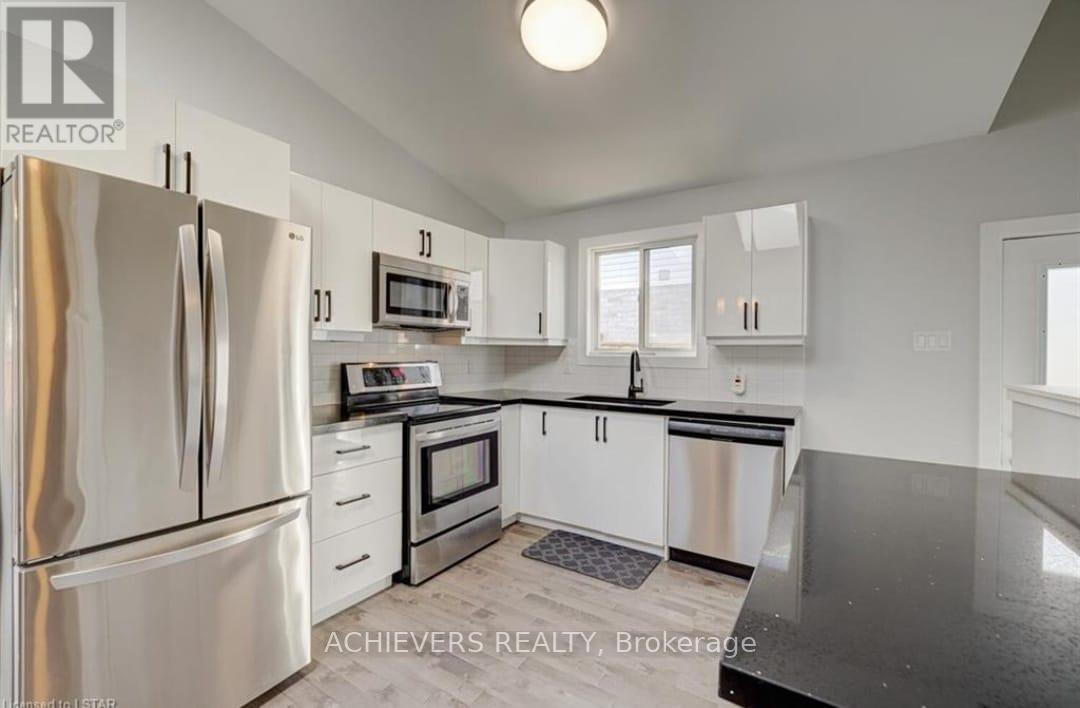 1402 BAYCLIFFE PLACE - Image 7