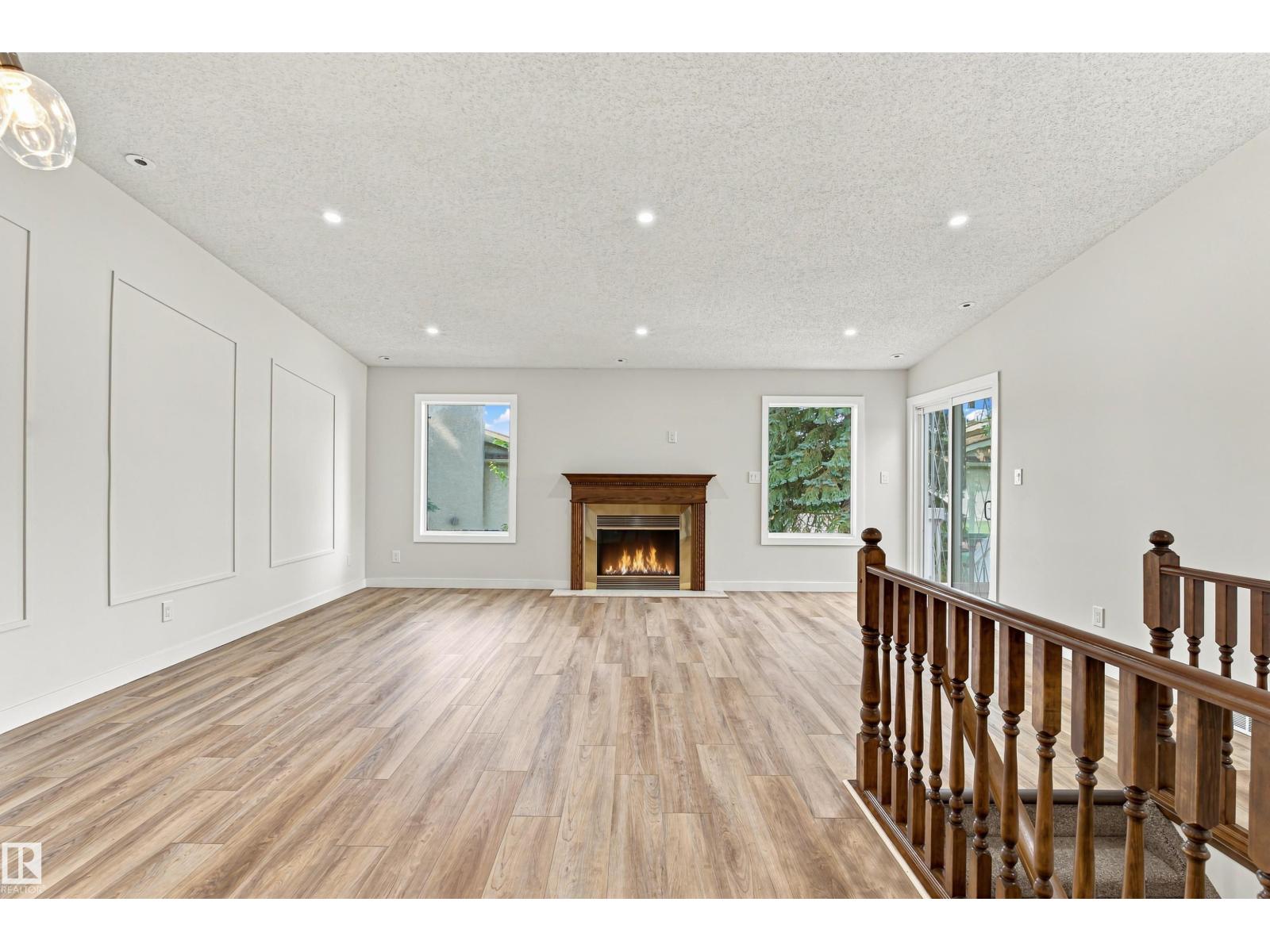 #21 9375 172 ST NW - 5