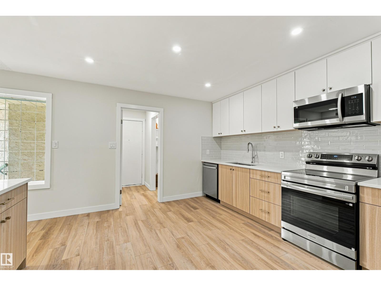 #21 9375 172 ST NW - 9