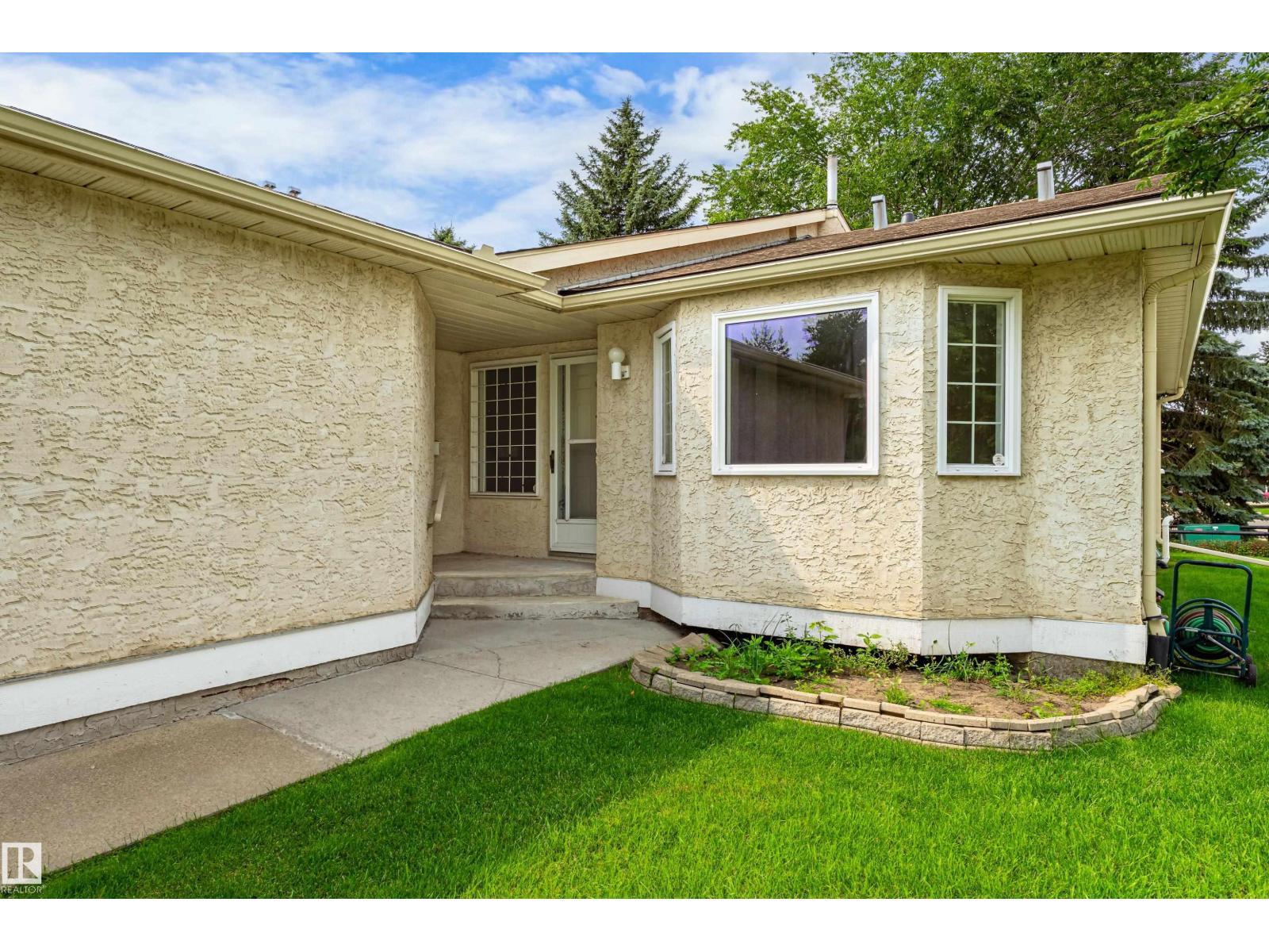 #21 9375 172 ST NW - 37