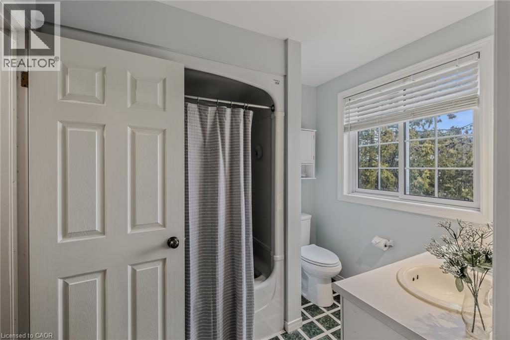 208 VICTORIA Street - Image 38