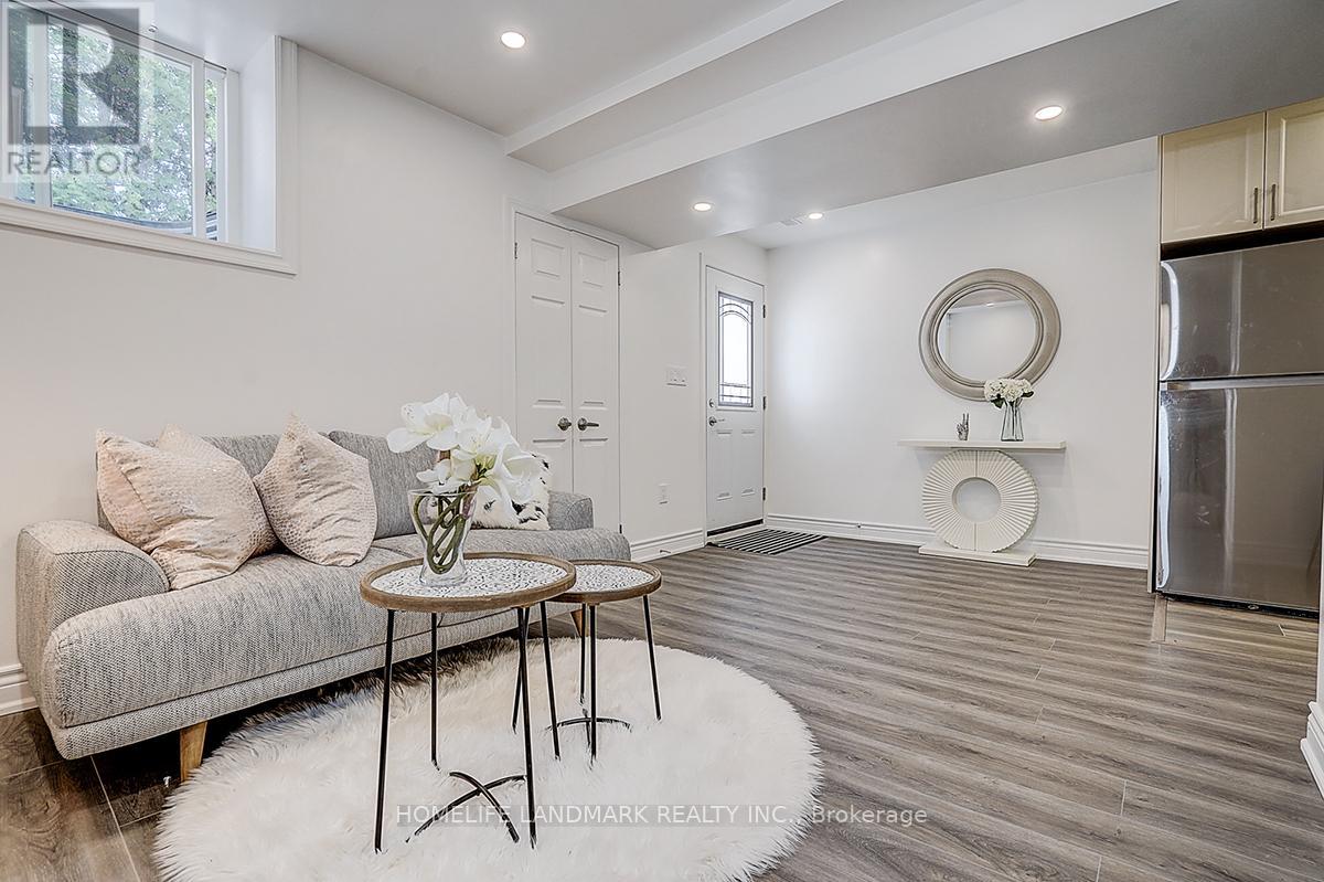 609 MORTIMER AVENUE - Image 32