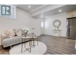 609 Mortimer Avenue, Toronto, ON M4C2J6 Photo 32