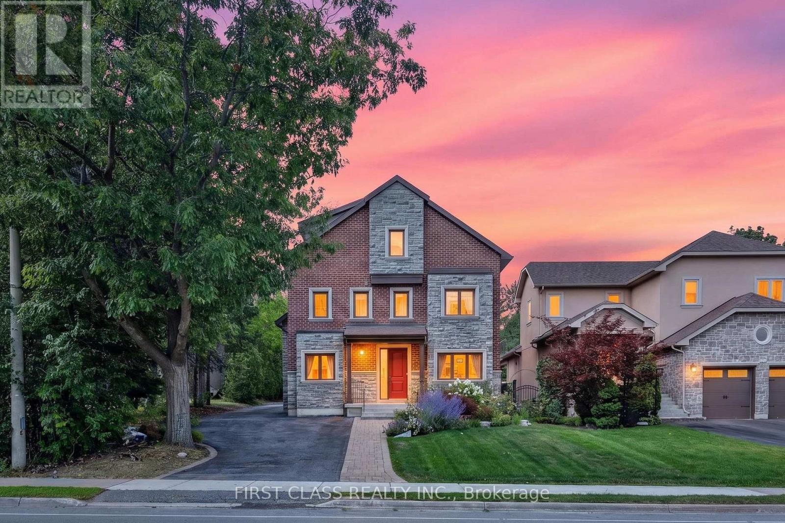 302 BROOKSIDE ROAD - 3