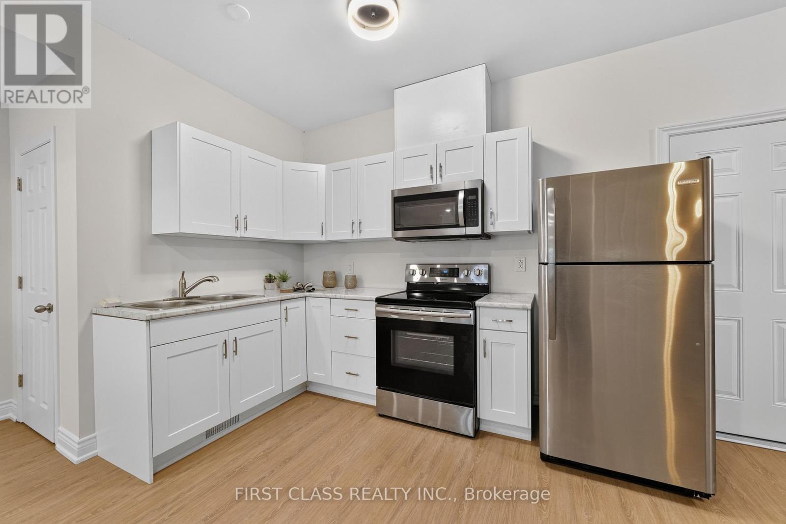 302 BROOKSIDE ROAD - Image 41