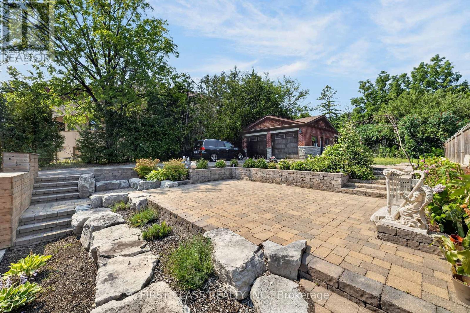 302 BROOKSIDE ROAD - 47