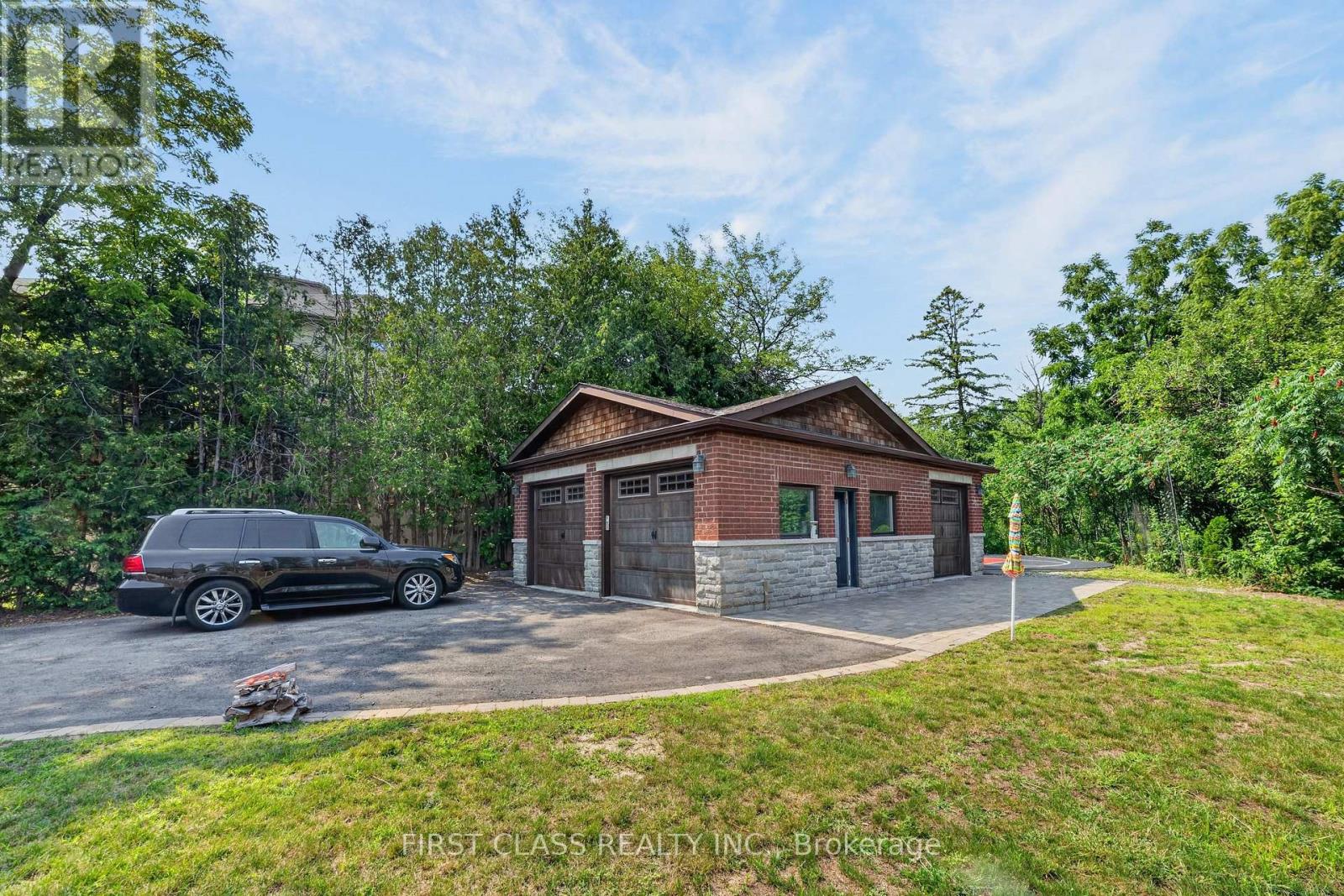 302 BROOKSIDE ROAD - 48