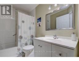 28 Bates Court, Barrie, ON L4N8L8 Photo 23