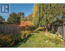 28 Bates Court, Barrie, ON L4N8L8 Photo 32
