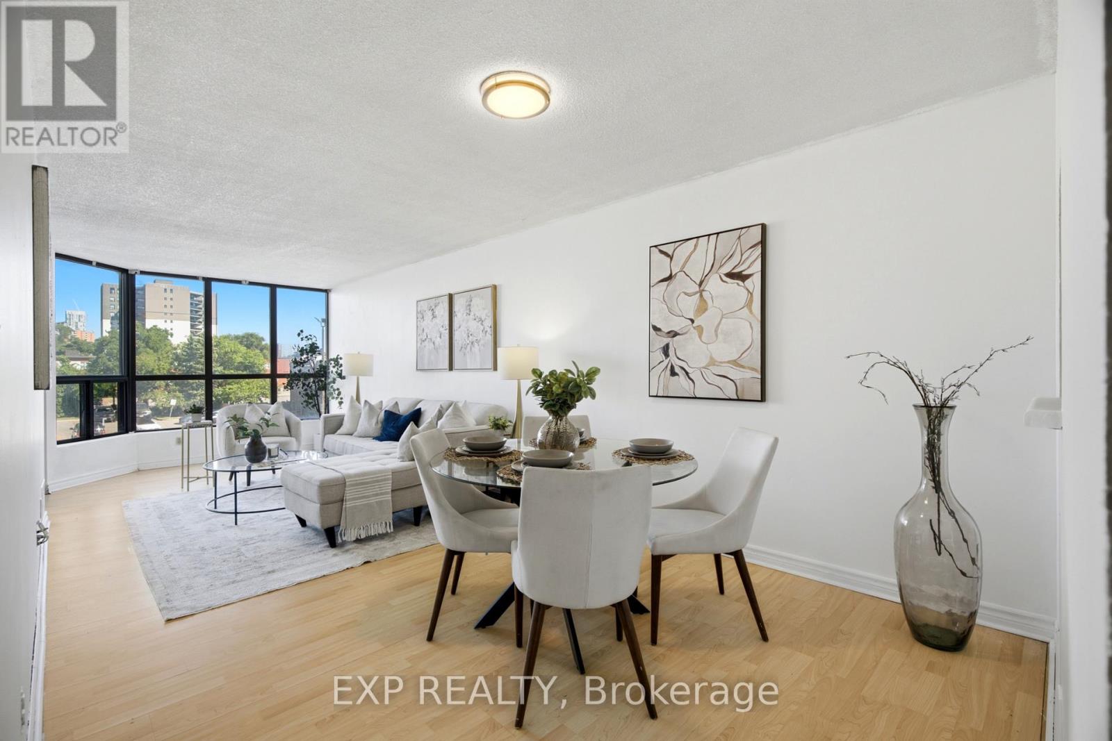 #202 25 AGNES STREET - 14