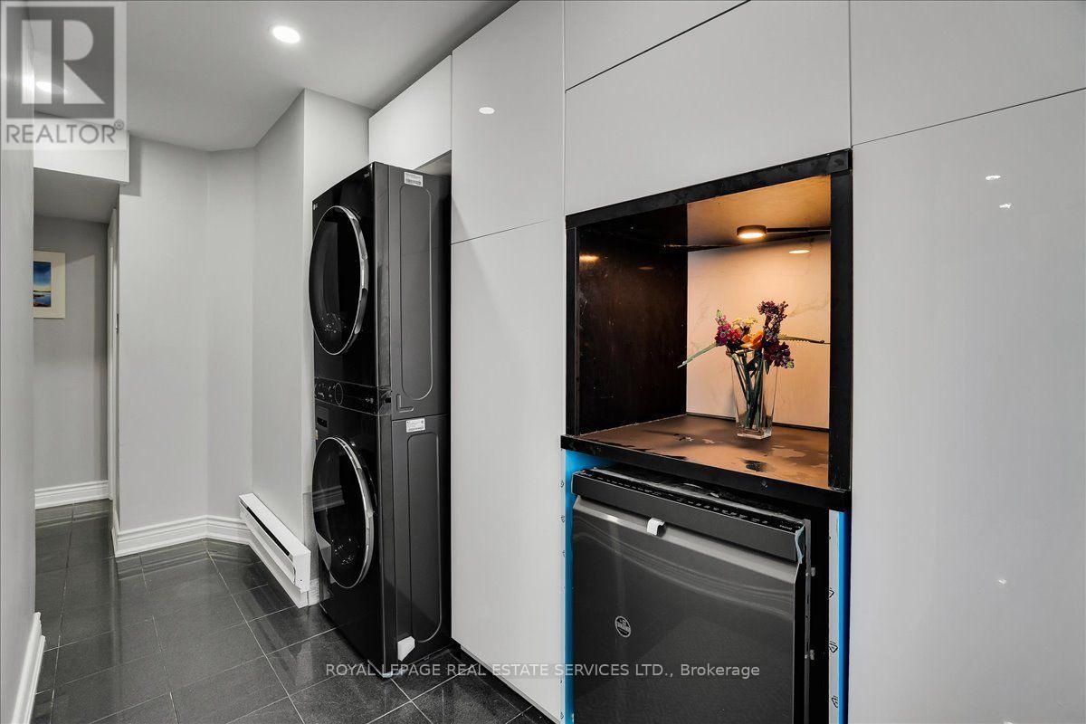 #14 1310 GULLEDEN DRIVE - Image 24