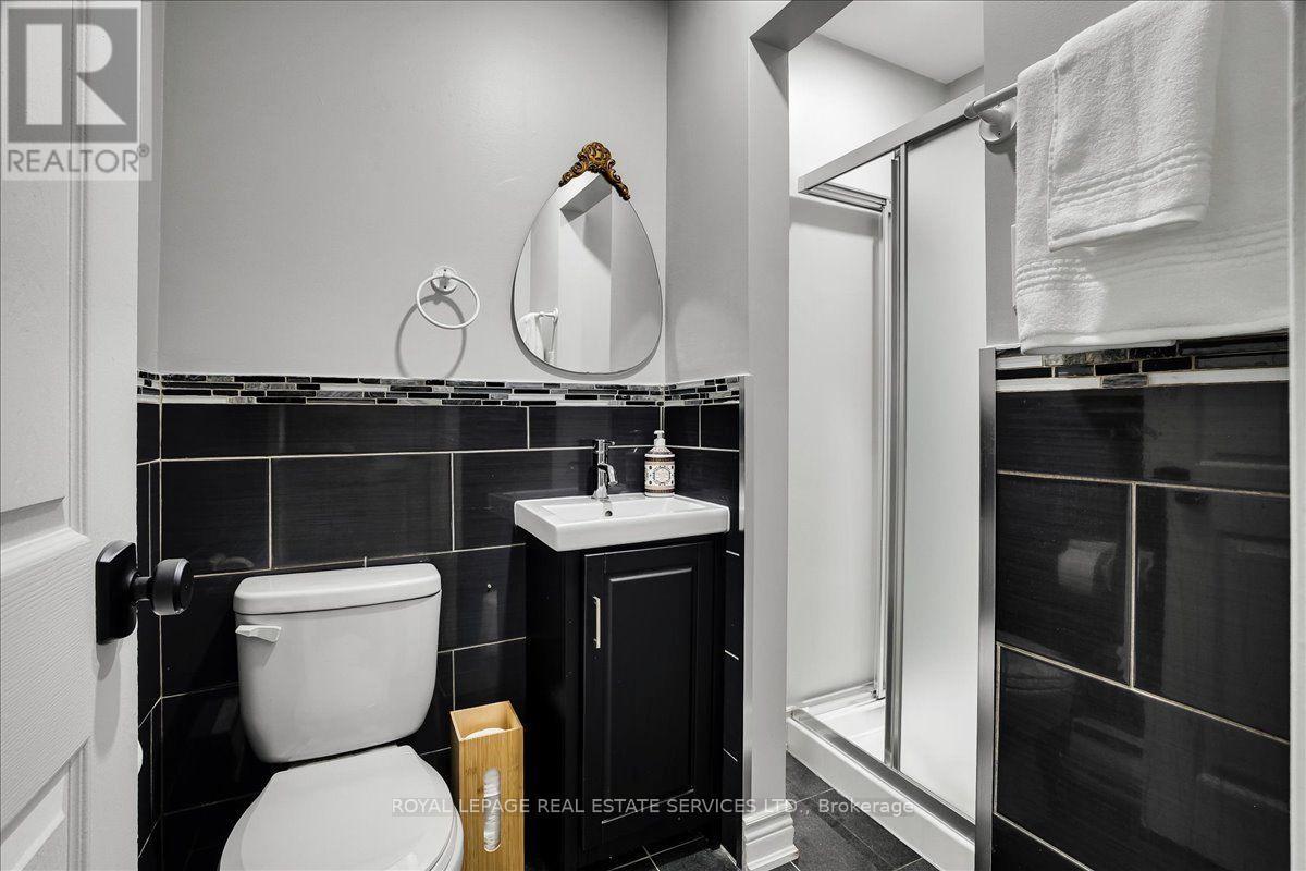 #14 1310 GULLEDEN DRIVE - Image 26