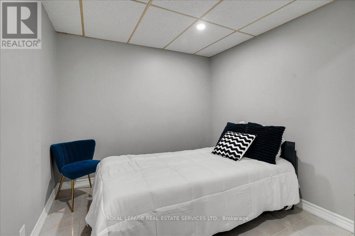 #14 1310 GULLEDEN DRIVE - Image 37