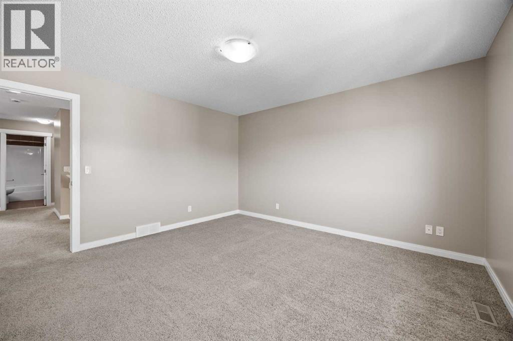 63 Redstone Gardens Northeast - Photo 23