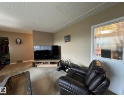 5029 48 St, Waskatenau, AB T9A3P0 Photo 12