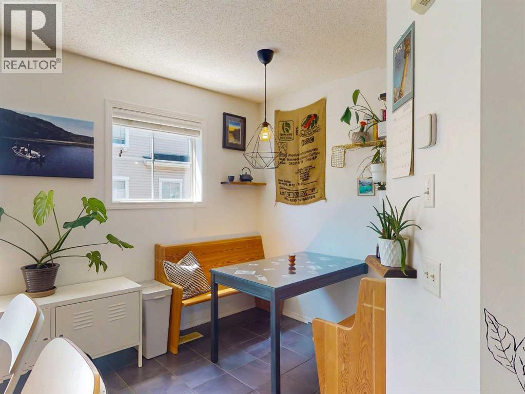 457 Elgin Gardens Southeast - Photo 13