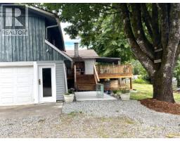 988 Cemetery Road, Gibsons, BC V0N1V7 Photo 8