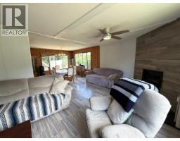 988 Cemetery Road, Gibsons, BC V0N1V7 Photo 21