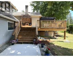 988 Cemetery Road, Gibsons, BC V0N1V7 Photo 10