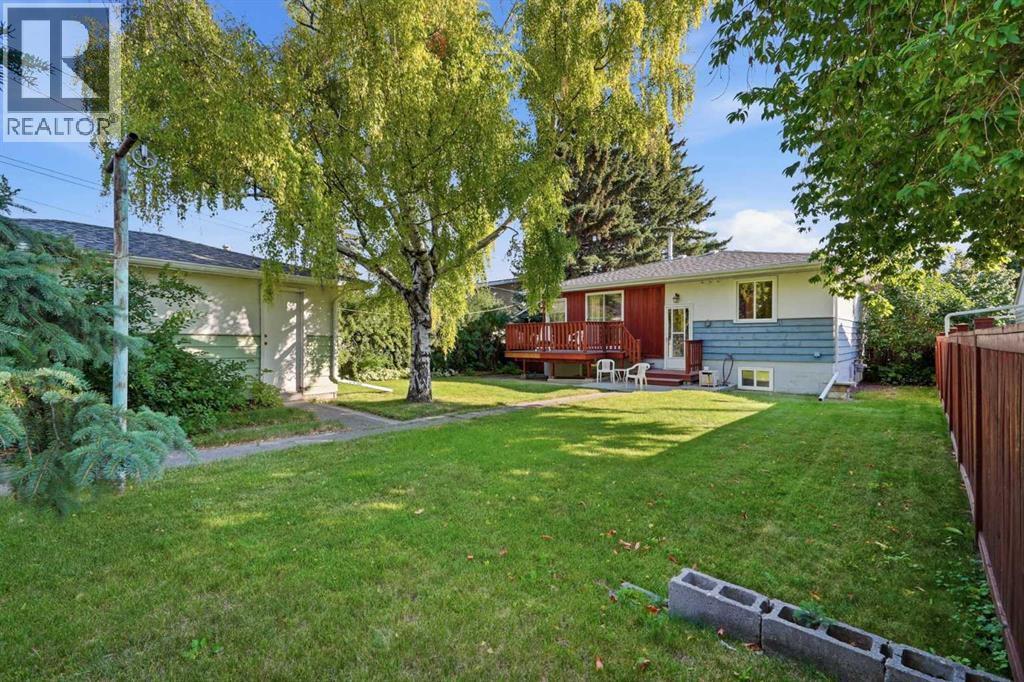 8335 34 Avenue NW - Image 20