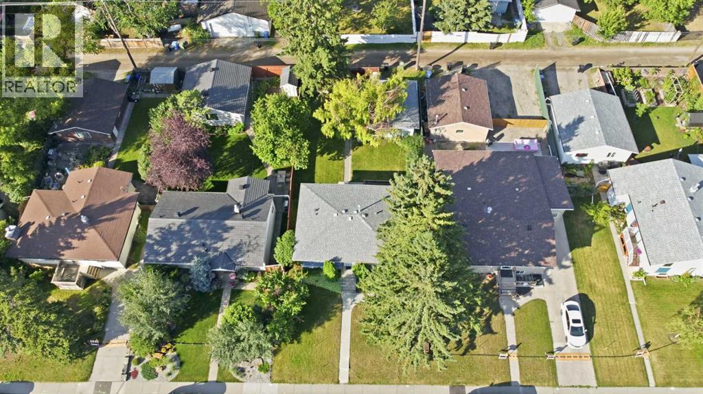 8335 34 Avenue NW - Image 24