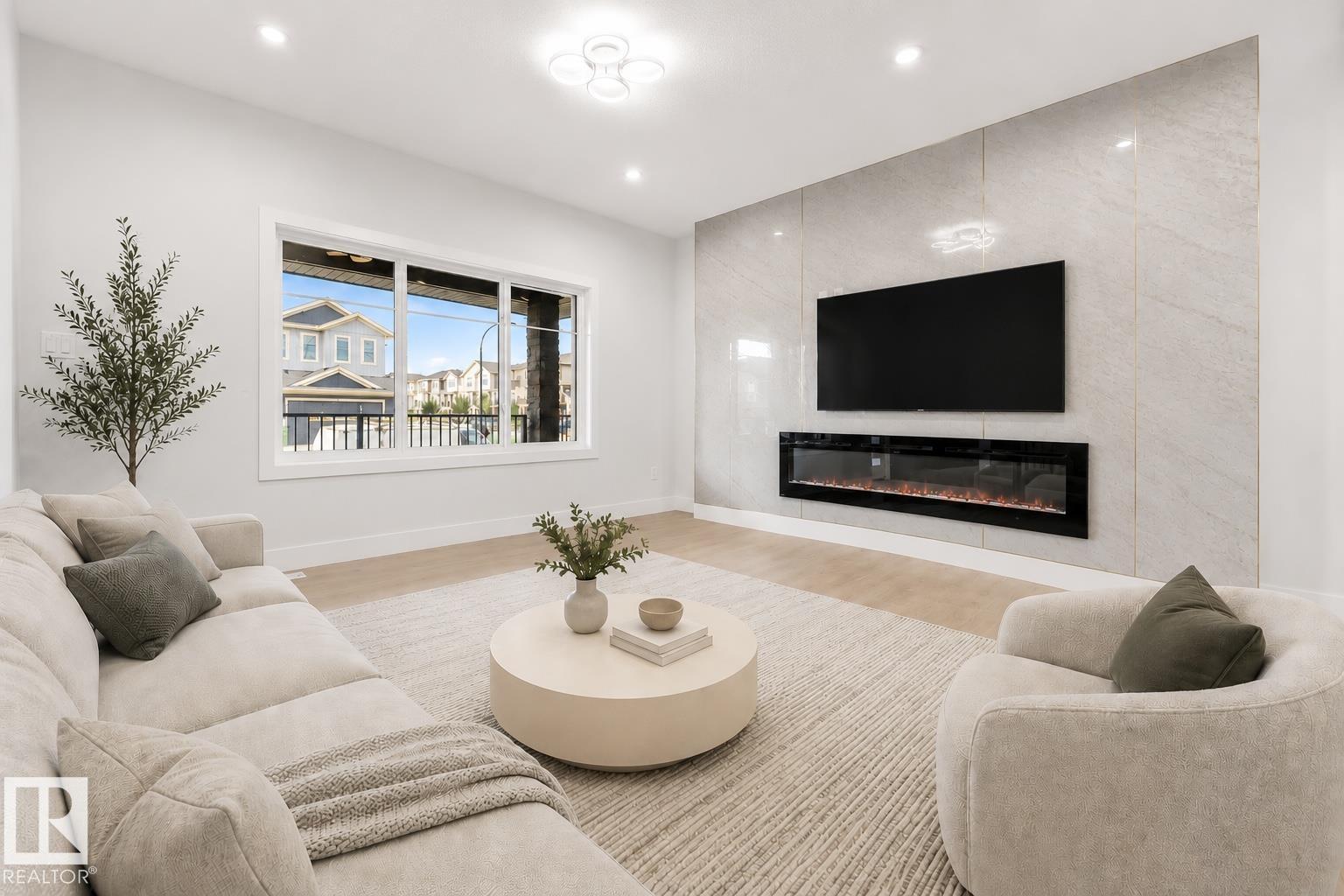352 ROBERTS WD