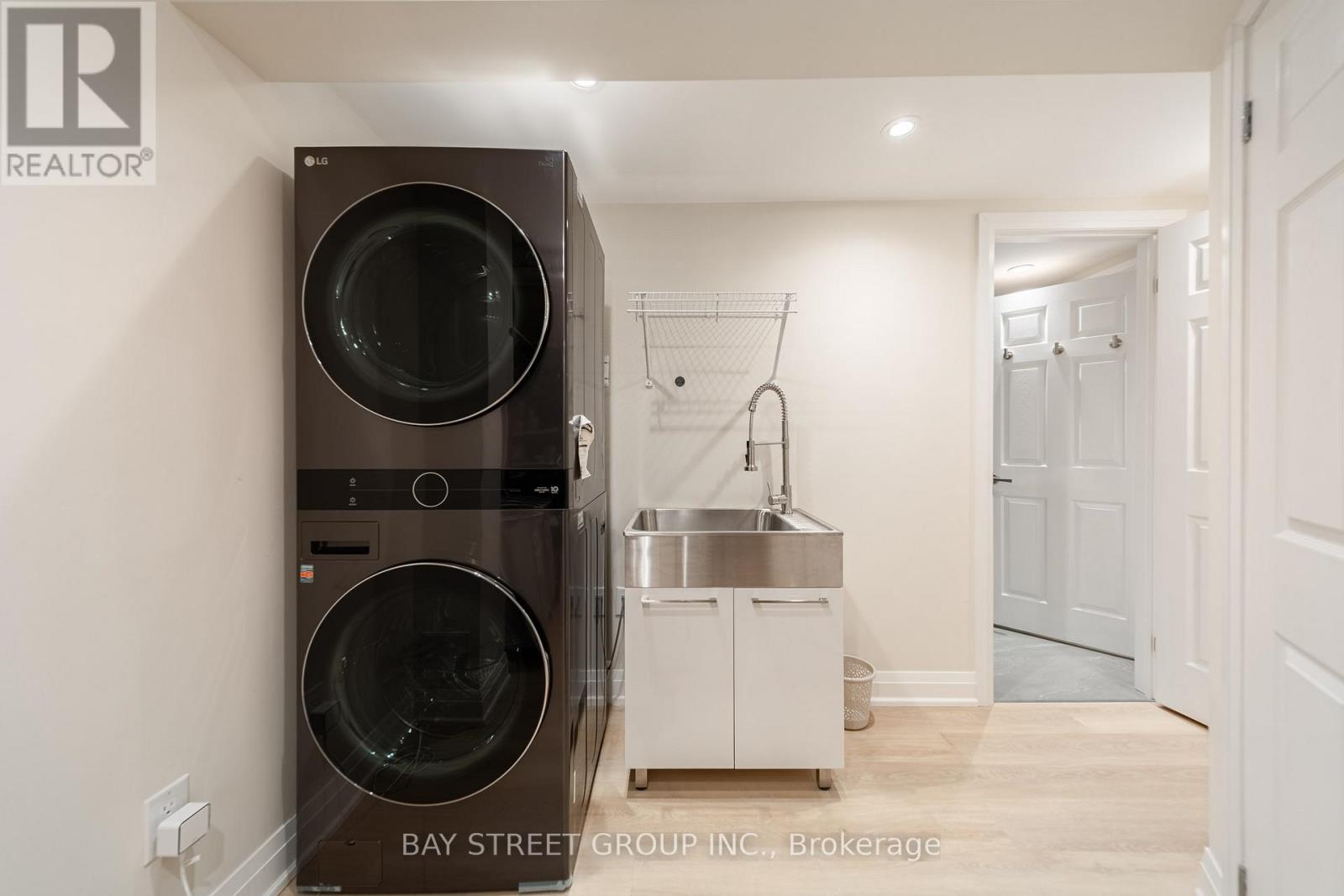2366 DEVON ROAD - Image 30