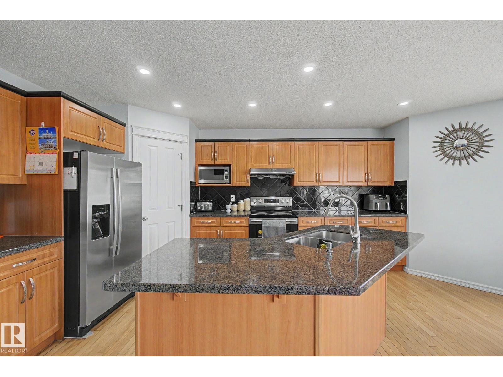 3236 21 Street NW - Photo 11