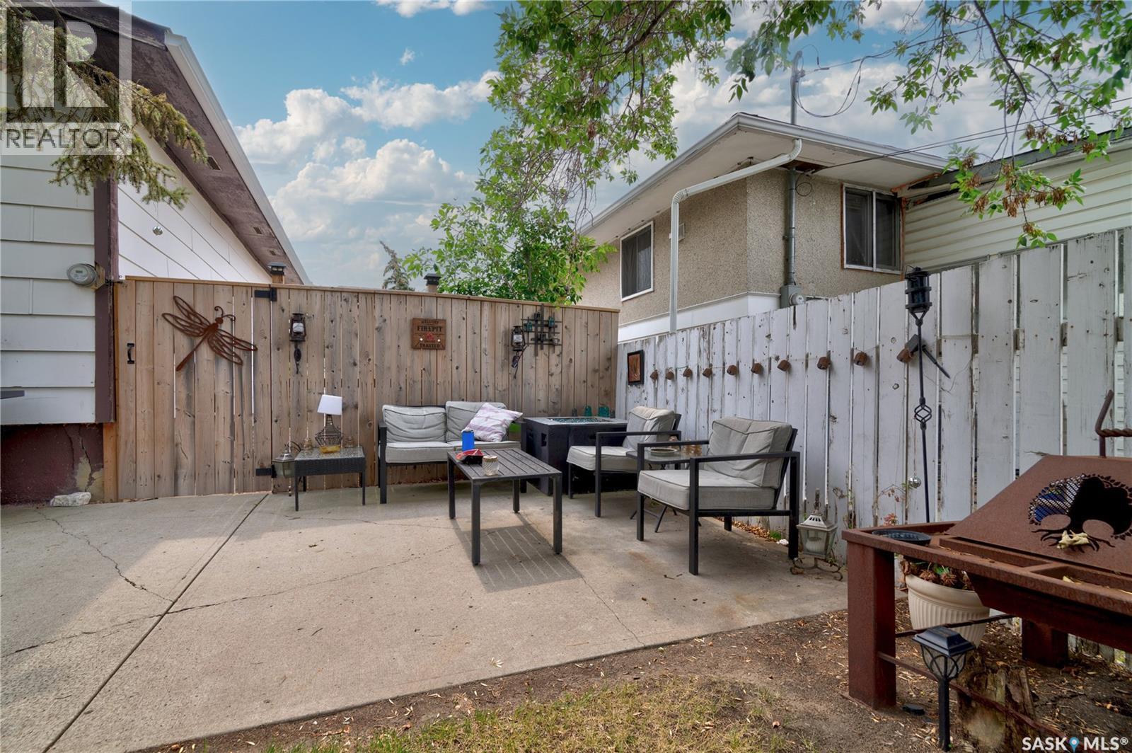 1230 Dewdney AVENUE E - 17