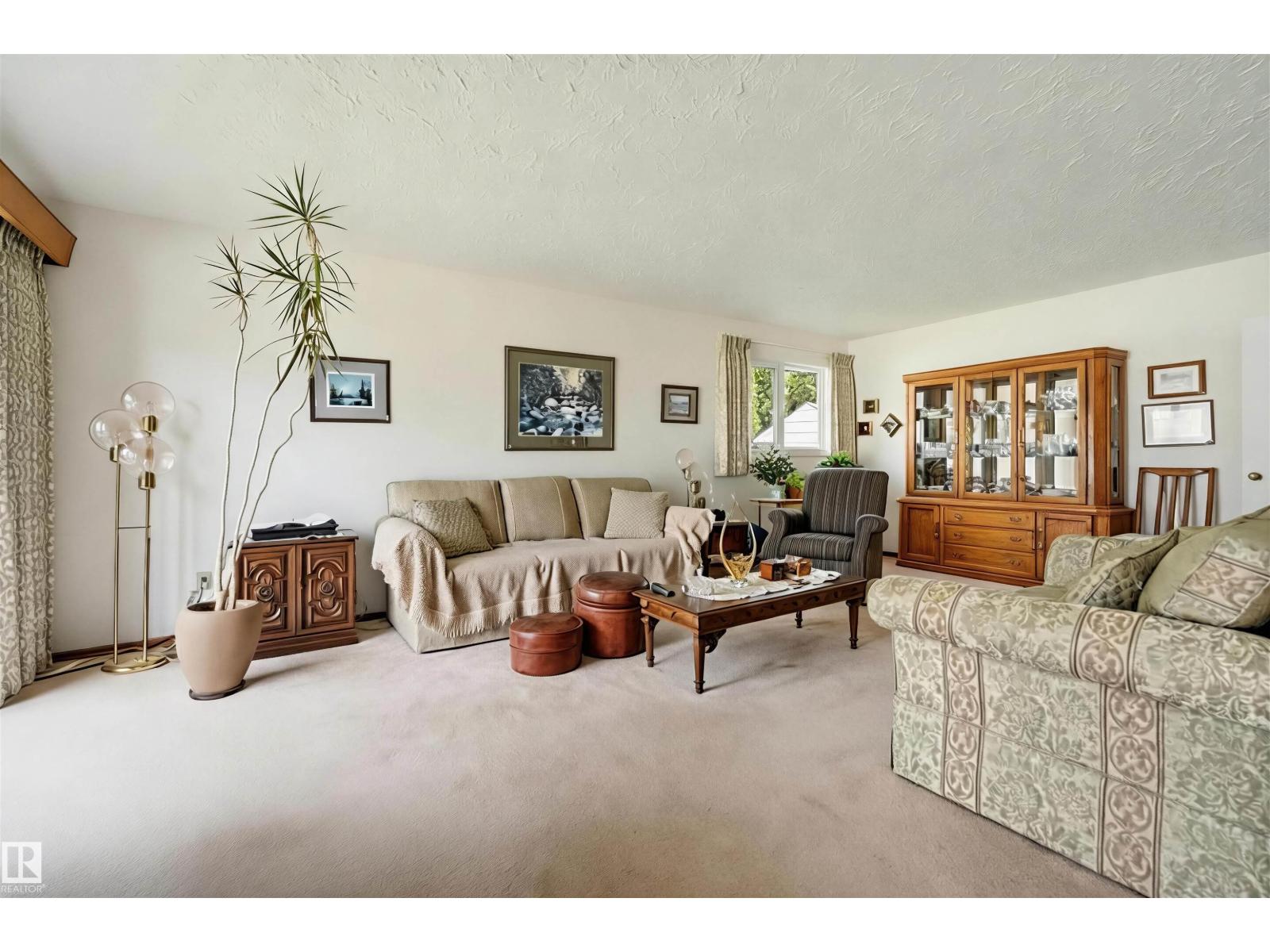 14711 82 Avenue NW - Photo 14