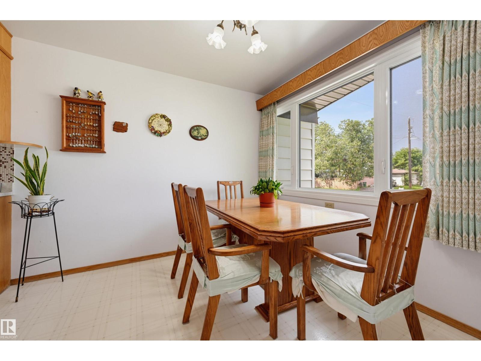 14711 82 Avenue NW - Photo 20