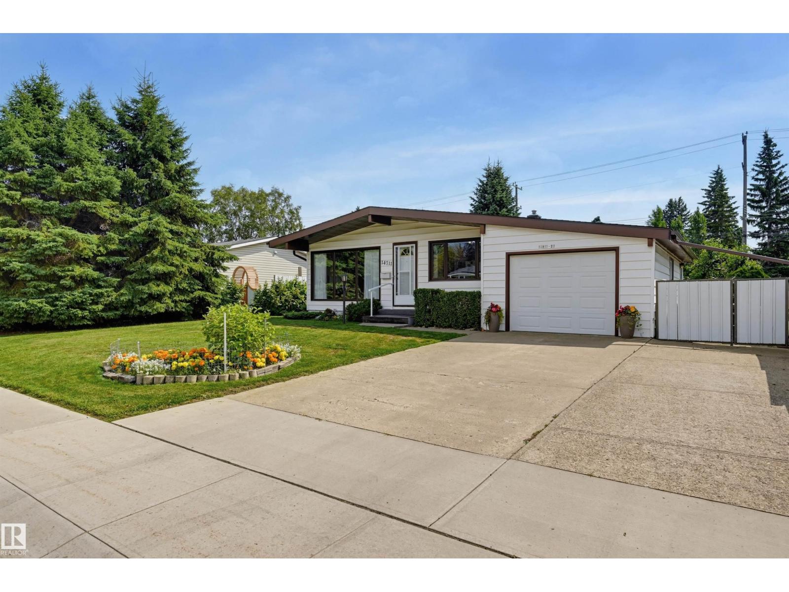 14711 82 Avenue NW - Photo 5
