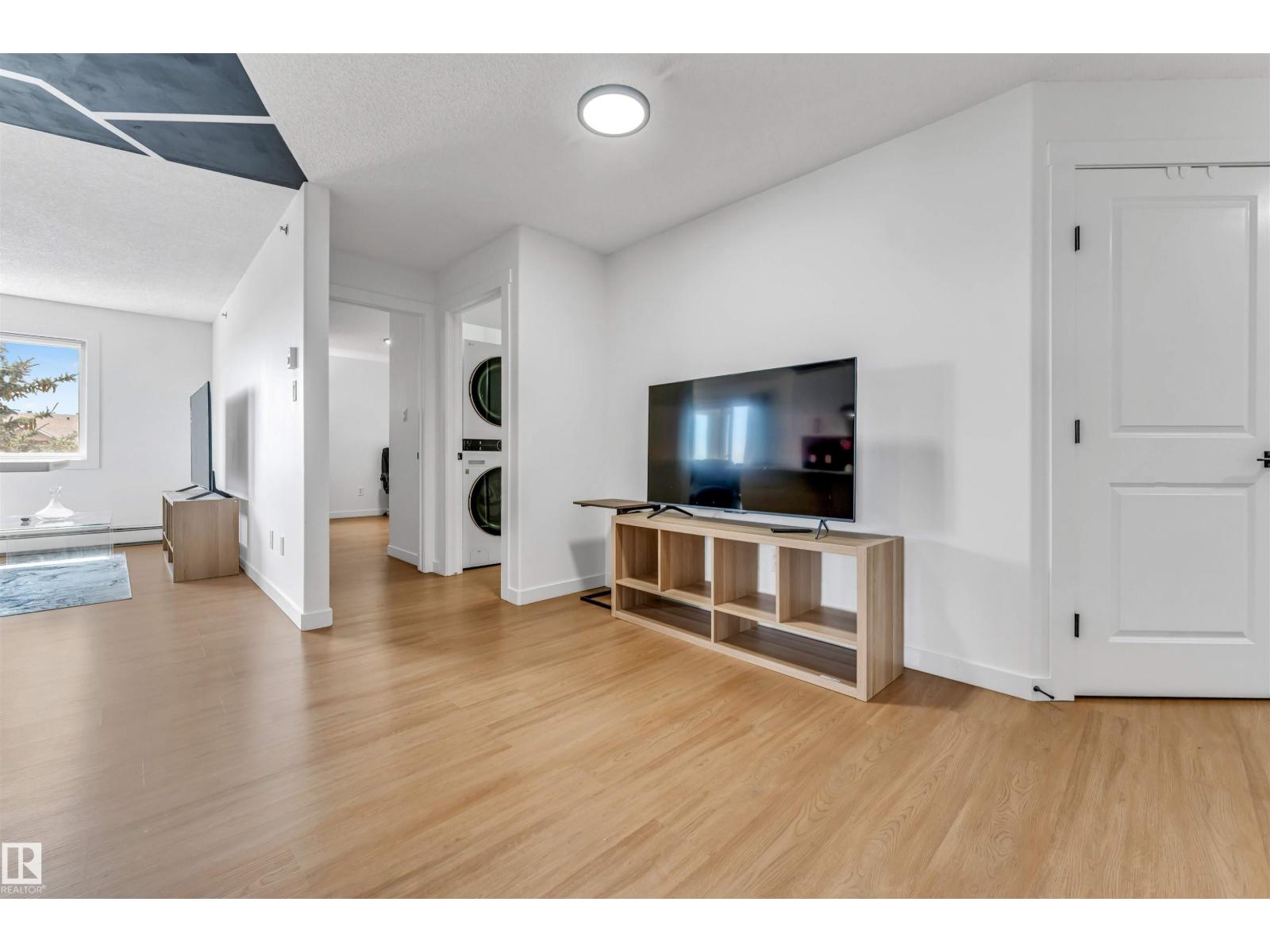 #416 2305 35A AV NW - Image 18